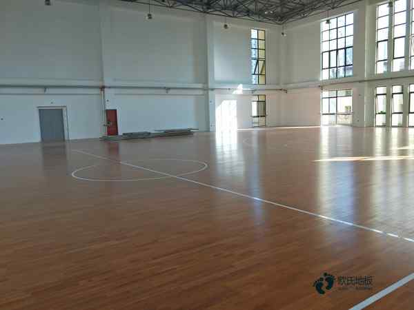 比賽場(chǎng)館籃球場(chǎng)木地板多少錢