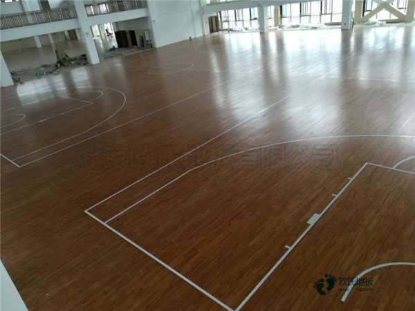 學(xué)?；@球場(chǎng)木地板批發(fā)價(jià)格